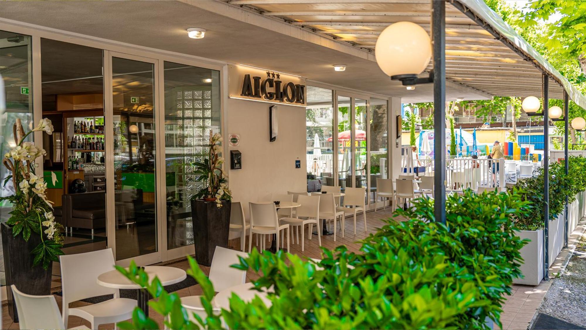 Hotel Aiglon Ріміні Екстер'єр фото